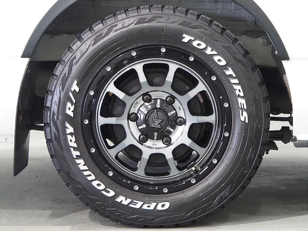 【R4年式/ディーゼル4WD/小窓付き/DARKPRIMEⅡ】オフロードPKG【全国納車可能】