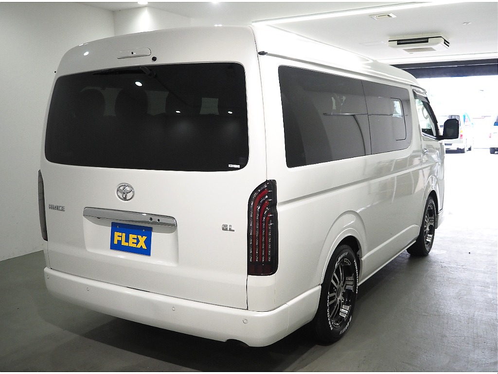【R３年式/ハイエースワゴンGL/２WD/2.7Lガソリン/スタンダード配列】FLEXカスタム【全国納車可能】