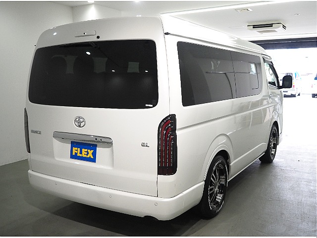 【R３年式/ハイエースワゴンGL/２WD/2.7Lガソリン/スタンダード配列】FLEXカスタム【全国納車可能】