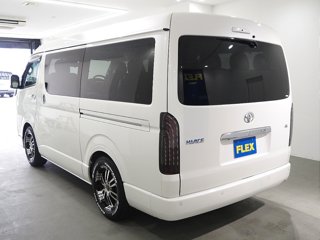 【R３年式/ハイエースワゴンGL/２WD/2.7Lガソリン/スタンダード配列】FLEXカスタム【全国納車可能】