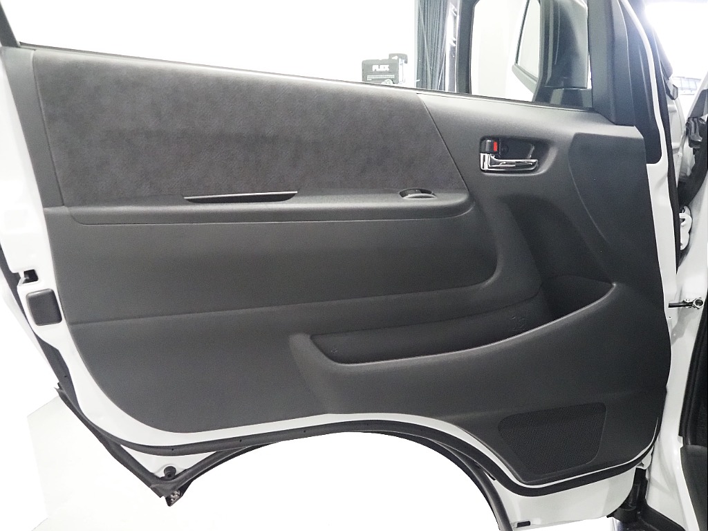 【新車/ハイエースワゴンGL/ファインテックツアラー/4WD/キャプテンシート】オリジナルシートカバー【全国納車可能】