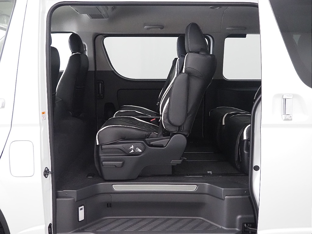 【新車/ハイエースワゴンGL/ファインテックツアラー/4WD/キャプテンシート】オリジナルシートカバー【全国納車可能】