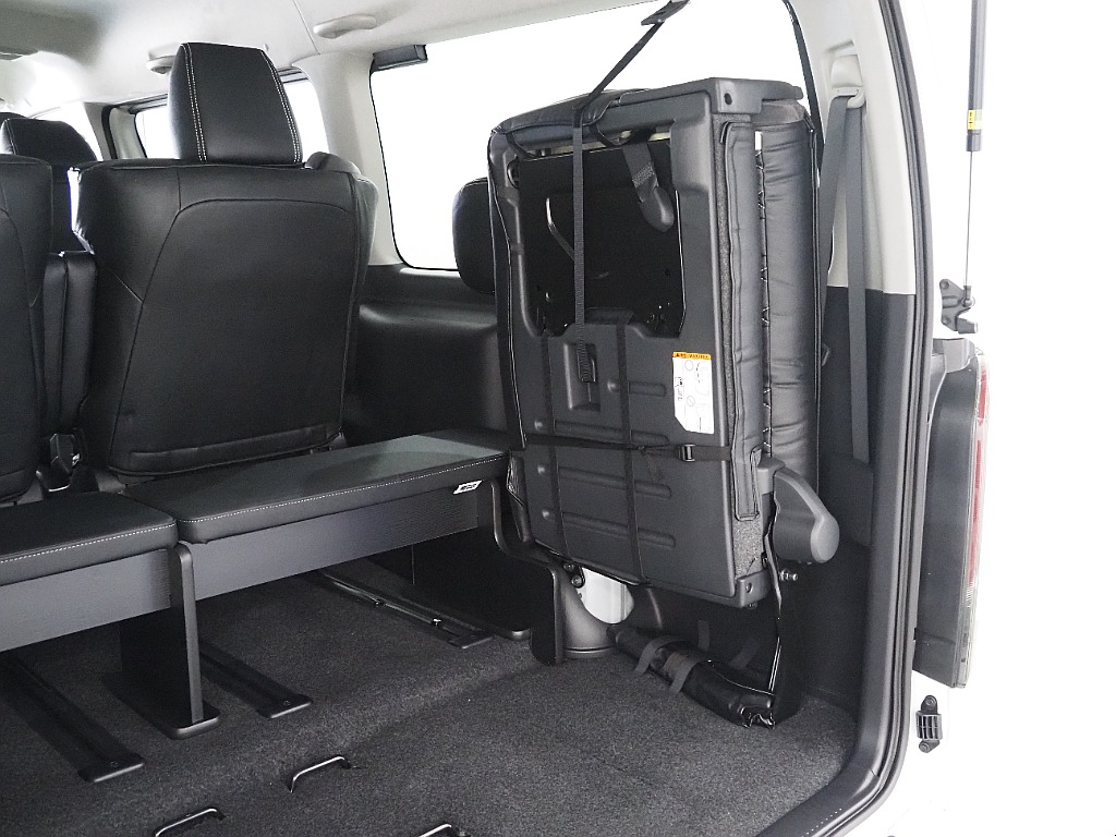 【新車/ハイエースワゴンGL/ファインテックツアラー/4WD/キャプテンシート】オリジナルシートカバー【全国納車可能】