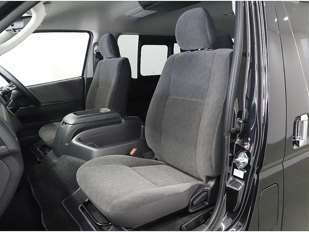 【新車/ハイエースワゴンGL/2WD/スタンダード配列】前向き10人乗車♪【全国納車可能】