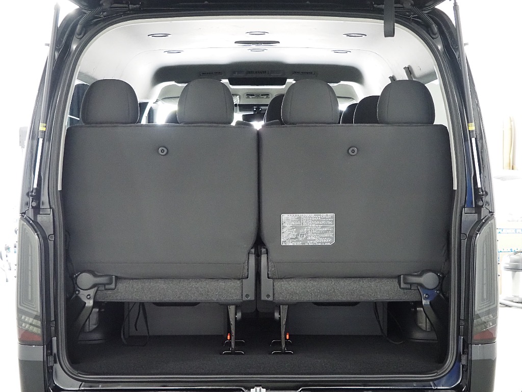 【新車/ハイエースワゴンGL/2WD/スタンダード配列】前向き10人乗車♪【全国納車可能】