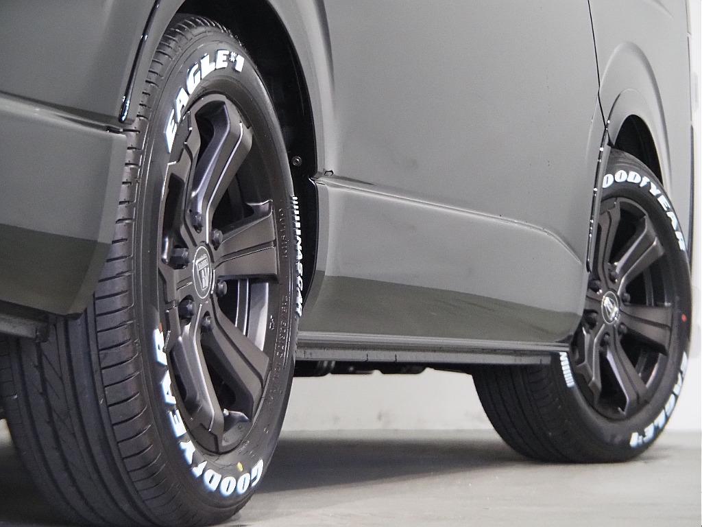 【新車/ハイエースワゴンGL/2WD/スタンダード配列】前向き10人乗車♪【全国納車可能】