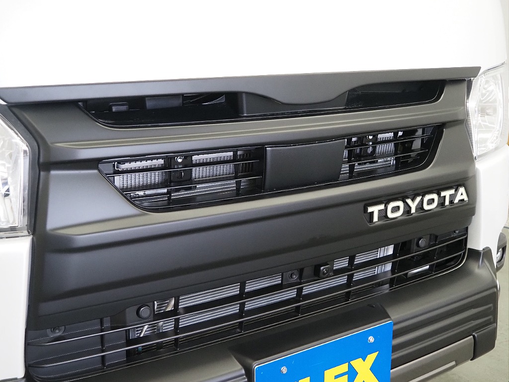 【新車/ハイエースバン/スーパーGL/ディーゼル2WD】パワースライドドア装着【全国納車可能】