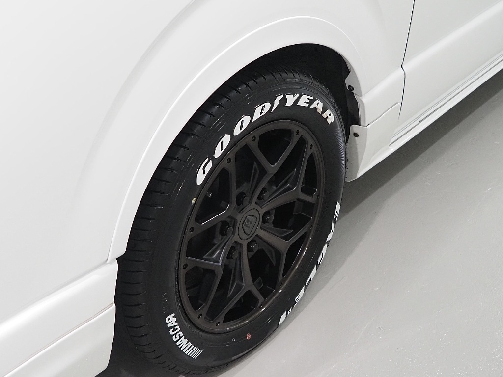 【R6年式/スーパーGL/ディーゼルターボ4WD/モデリスタフルエアロ】安心の4WD！【全国納車可能】