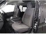 【新車/ハイエースワゴンGL/オリジナル内装架装familiar/ベッドキッド】フローリング施工♪【全国納車可能】