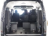 【新車/ハイエースワゴンGL/オリジナル内装架装familiar/ベッドキッド】フローリング施工♪【全国納車可能】