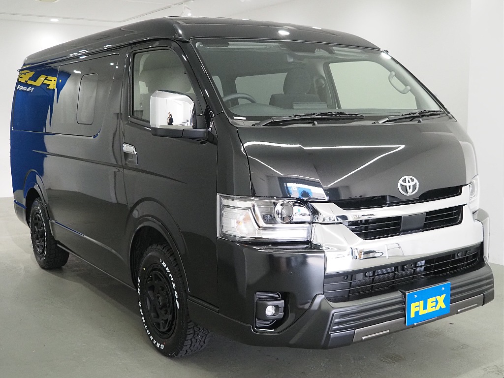 【新車/ハイエースワゴンGL/オリジナル内装架装familiar/ベッドキッド】フローリング施工♪【全国納車可能】