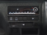 【新車/ハイエースワゴンGL/オリジナル内装架装familiar/ベッドキッド】フローリング施工♪【全国納車可能】