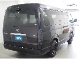 【新車/ハイエースワゴンGL/オリジナル内装架装familiar/ベッドキッド】フローリング施工♪【全国納車可能】