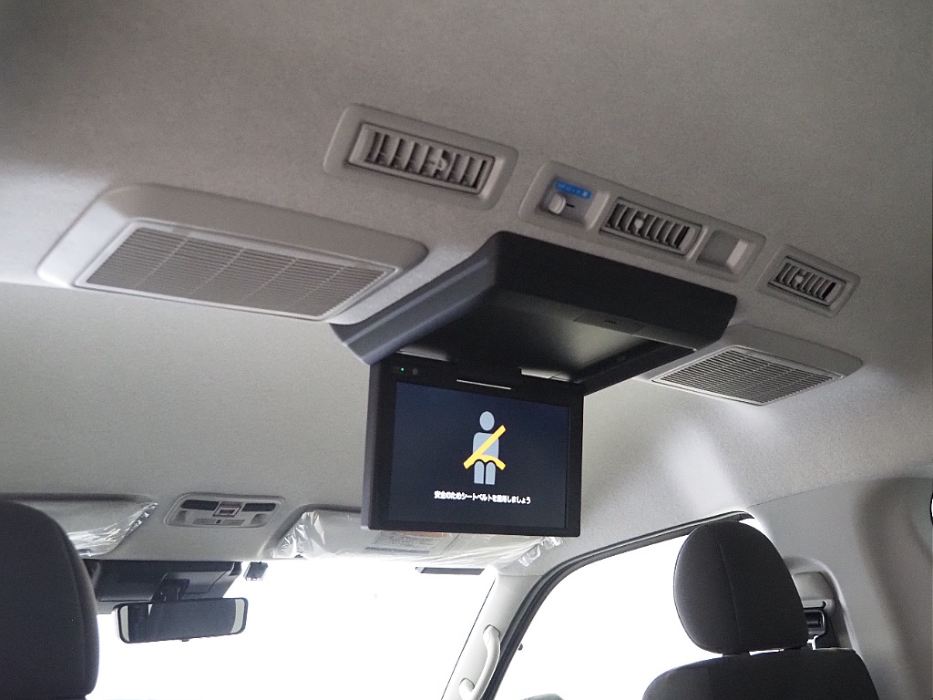 【新車/ハイエースワゴンGL/スタンダード配列/4WD】車内空間の広さが魅力♪【全国納車可能】