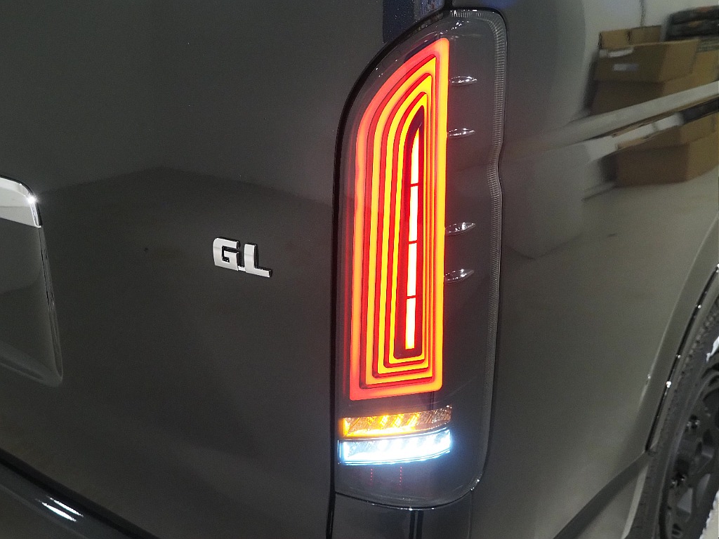 【新車/ワゴンGL/FLEX内装架装familiar/2.7L/4WD】フローリング施工【全国納車可能】
