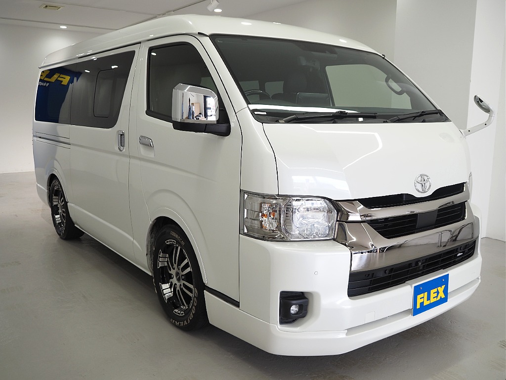 【R5年式/ワイドバンディーゼル2WD/両側小窓付き/11インチナビ】大容量スペース！【全国納車可能】
