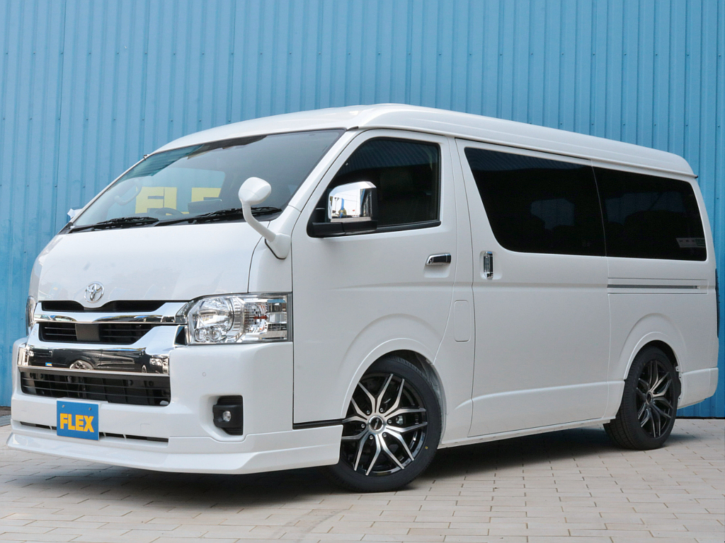 未登録新車【Ｆｉｎｅ　Ｔｅｃｈ　Ｔｏｕｒｅｒ(ファインテックツアラー)】入庫です！上質な空間に加え、夢の両側パワースライドドア付きワゴンです！