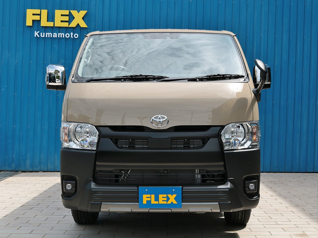 新車！アースカラーパッケージようやく入庫しました！！ベース車両はガソリンスライドドア小窓付き！【ＦＬＥＸベッドキット＆カスタム】内外装人気仕様のカスタムでお届けします！全国販売大歓迎です！