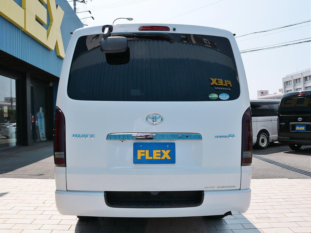 現車在庫中につき早めのご納車も可能です！お気軽に熊本店までお問い合わせ下さい！ＴＥＬ０９６－３８６－６０３９まで！ハイエース探しは在庫豊富なＦＬＥＸマデ！