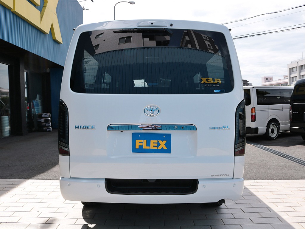 現車在庫中につき早めのご納車も可能です！お気軽に熊本店までお問い合わせ下さい！ＴＥＬ０９６－３８６－６０３９まで！ハイエース探しは在庫豊富なＦＬＥＸマデ！