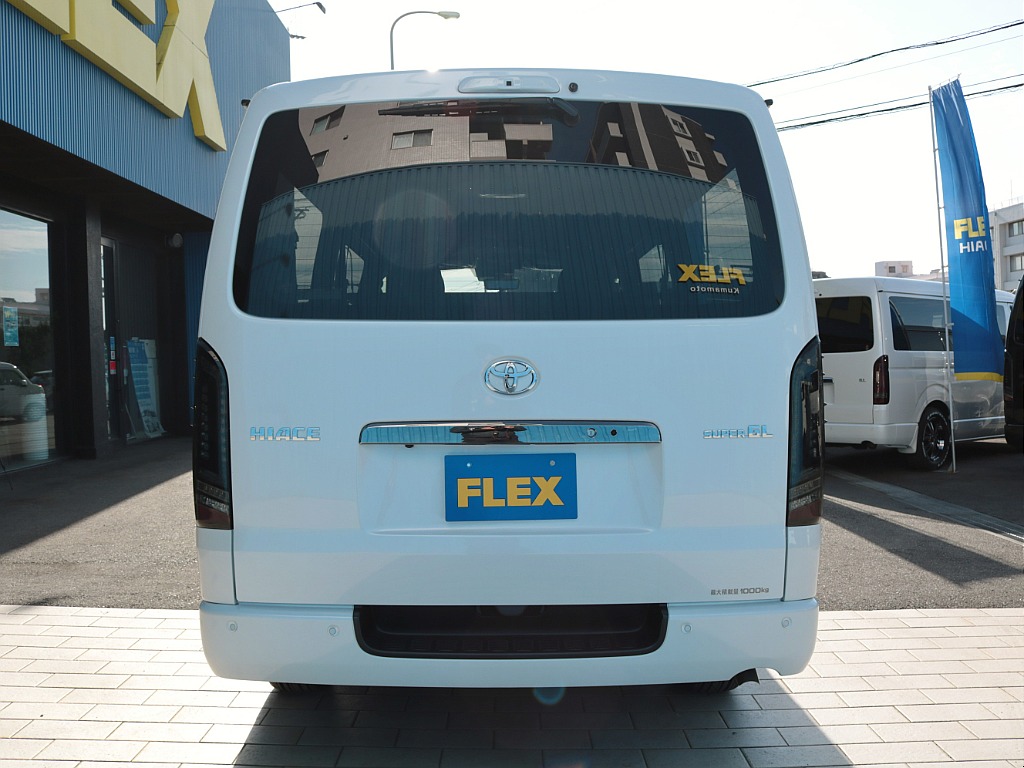 現車在庫中につき早めのご納車も可能です！お気軽に熊本店までお問い合わせ下さい！ＴＥＬ０９６－３８６－６０３９まで！ハイエース探しは在庫豊富なＦＬＥＸマデ！