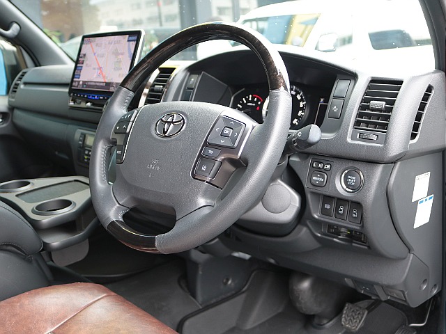 【販売開始】ハイエース熊本店カスタム試乗車！！人気のＦＬＥＸパーツを盛り沢山詰め込みました♪♪詳しい内容はハイエース熊本店までお問い合わせください♪カスタムの参考にもどうぞ！