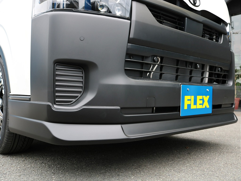 ＦＬＥＸデルフィーノラインフロントスポイラーでスポーティーなスタイルに仕上がりました！