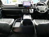 新車　ハイエース　グランドキャビン　ファインテックツアラー　２７００ｃｃ　ワイド　スーパーロング　ガソリン　４ＷＤ