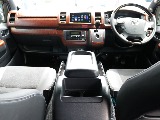 令和１年式　ハイエースバン　スーパーＧＬ　５人乗り　２０００ｃｃ　ガソリン　２ＷＤ　走行７５，７００ｋｍ　スライドドア小窓付き