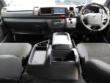 令和４年式　ハイエースバン　ワイド　スーパーＧＬ　５人乗り　２８００ｃｃ　ディーゼル　２ＷＤ　走行１９，４００ｋｍ
