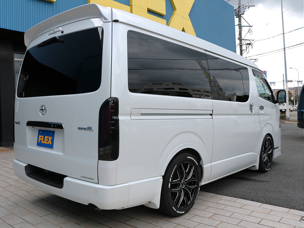 内外装フルカスタムの１台！各種オートローン・オートリースも取り扱っております！全国販売大歓迎♪全国納車も承りますので、お気軽にお問い合わせ下さい！