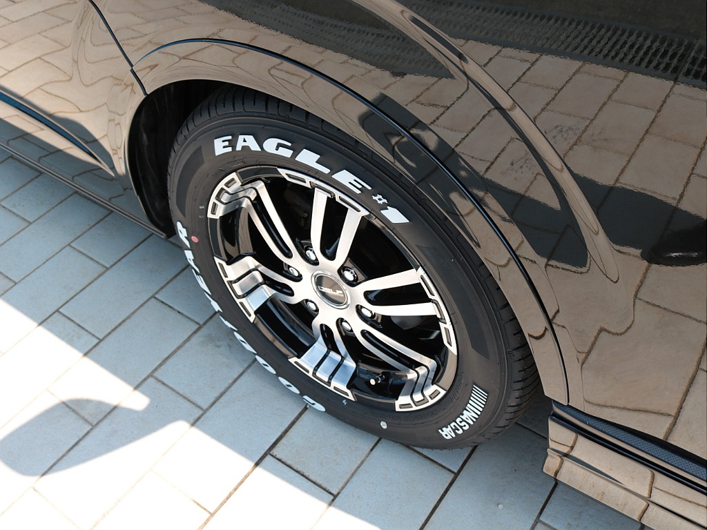ダウンルックにも効果的なＦＬＥＸオーバーフェンダーも新品取付けしました！