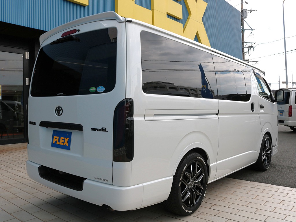 ＦＬＥＸエアロスタイルの１台！