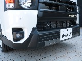 ワイルドなスタイルに仕上がるフレックスT-Force(ティーフォース)フロントスポイラーを装着しました！