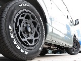 足元にはＦＬＥＸネクサストレイル１６インチアルミホイール＆グッドイヤーナスカータイヤを装着！