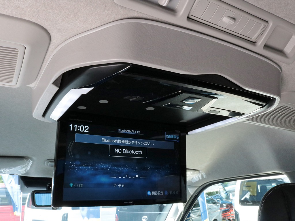 アルパイン１２．８インチフリップダウンモニター(プラズマクラスター付き)！長時間のドライブもこれで退屈しませんね♪