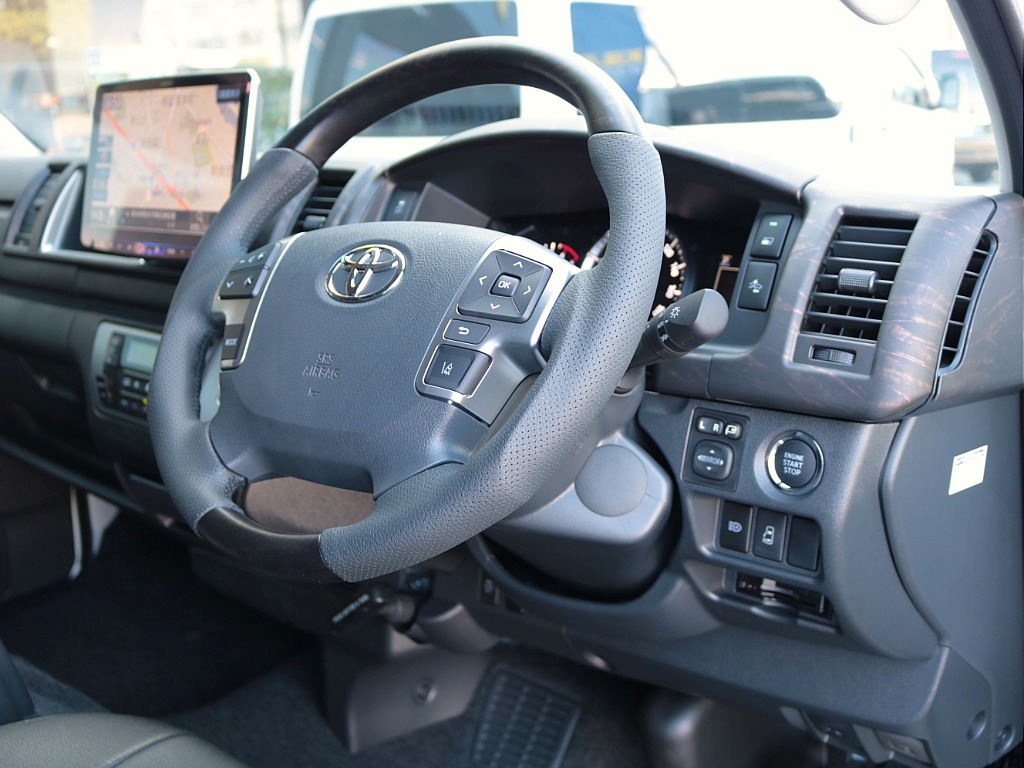 プッシュスタート＆スマートキー！パワースライドドアも完備！