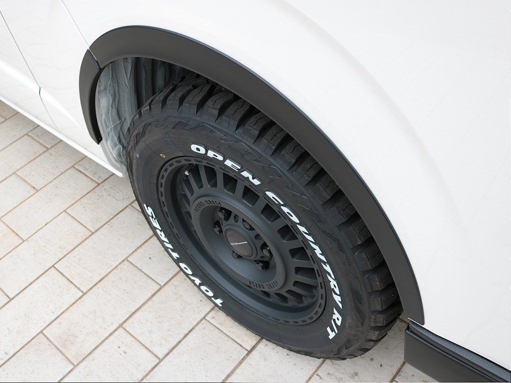 ＦＬＥＸオリジナルマットブラックオーバーフェンダーを装着しました！