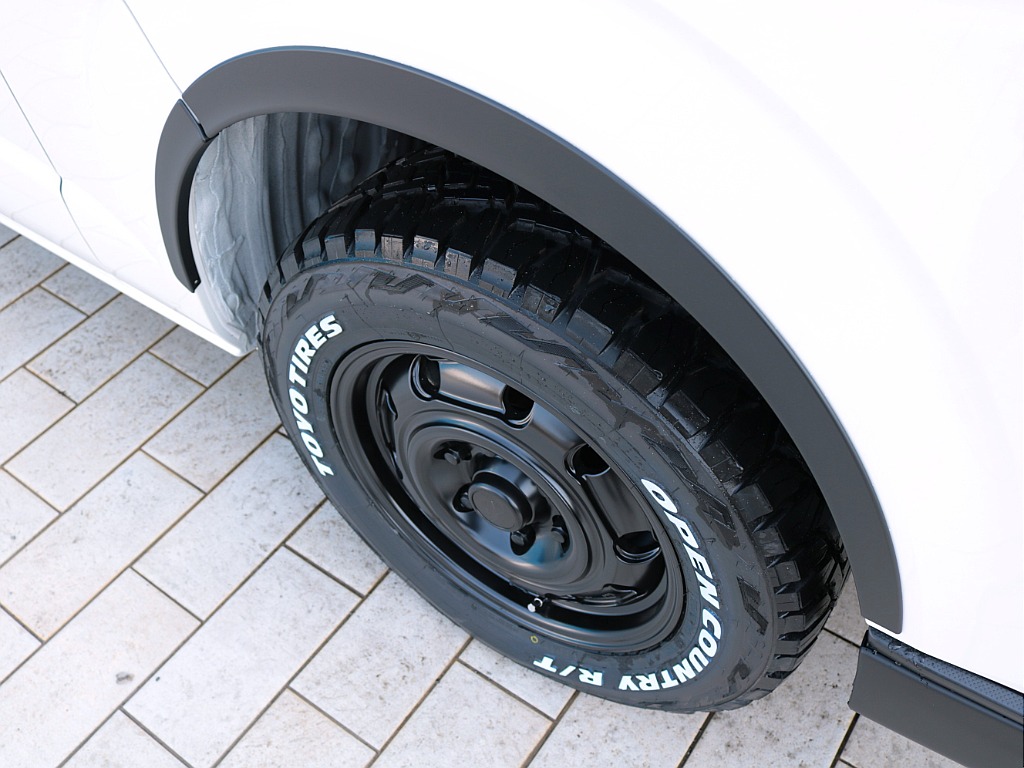 ＦＬＥＸオリジナルマットブラックオーバーフェンダーを装着しました！