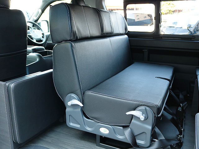 対面モード！ＦＬＥＸシートアレンジnecross(ネクロス)！様々な用途に使用可能です！