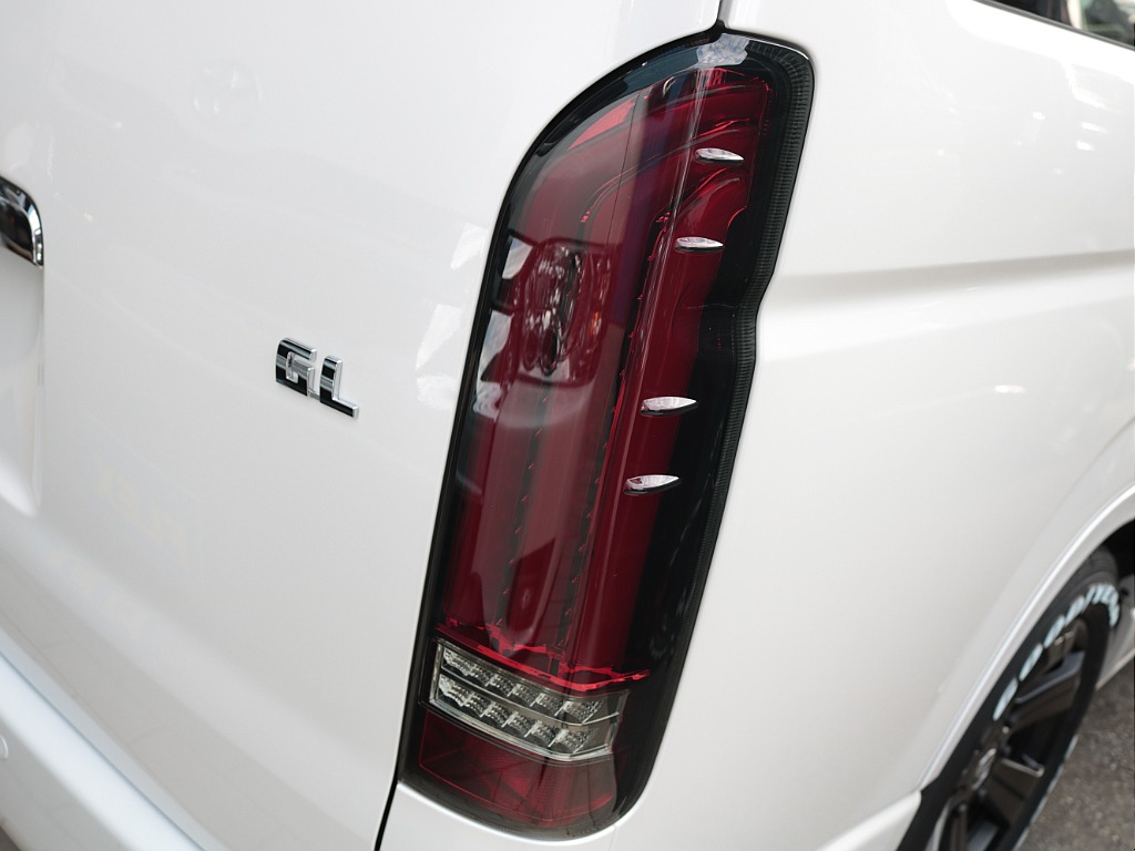 ＦＬＥＸアルティメットＬＥＤテールランプを装着しました！