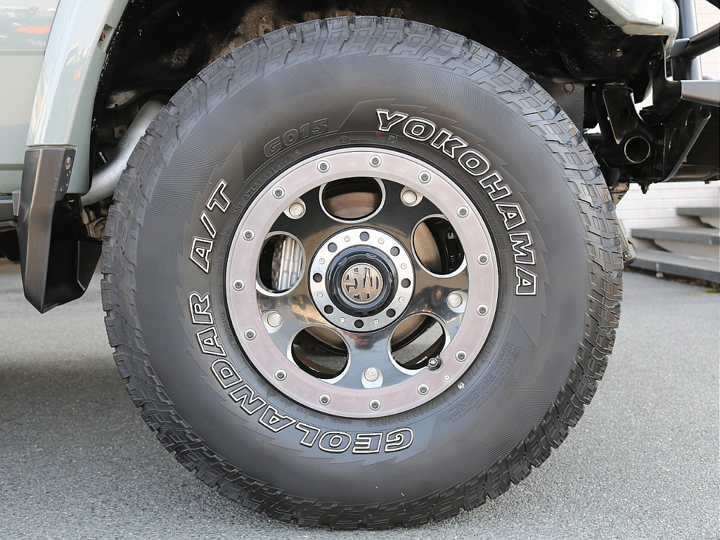 MGデーモン16インチ×ジオランダーATタイヤ装着済み！