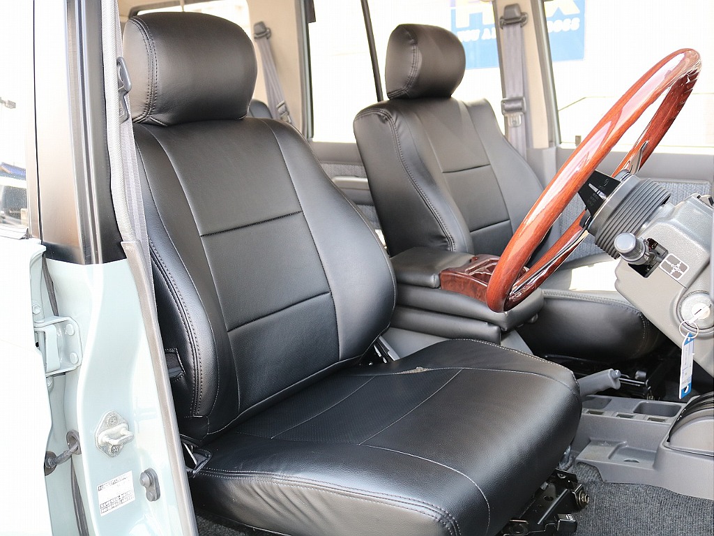 前席シートカバー完備☆彡