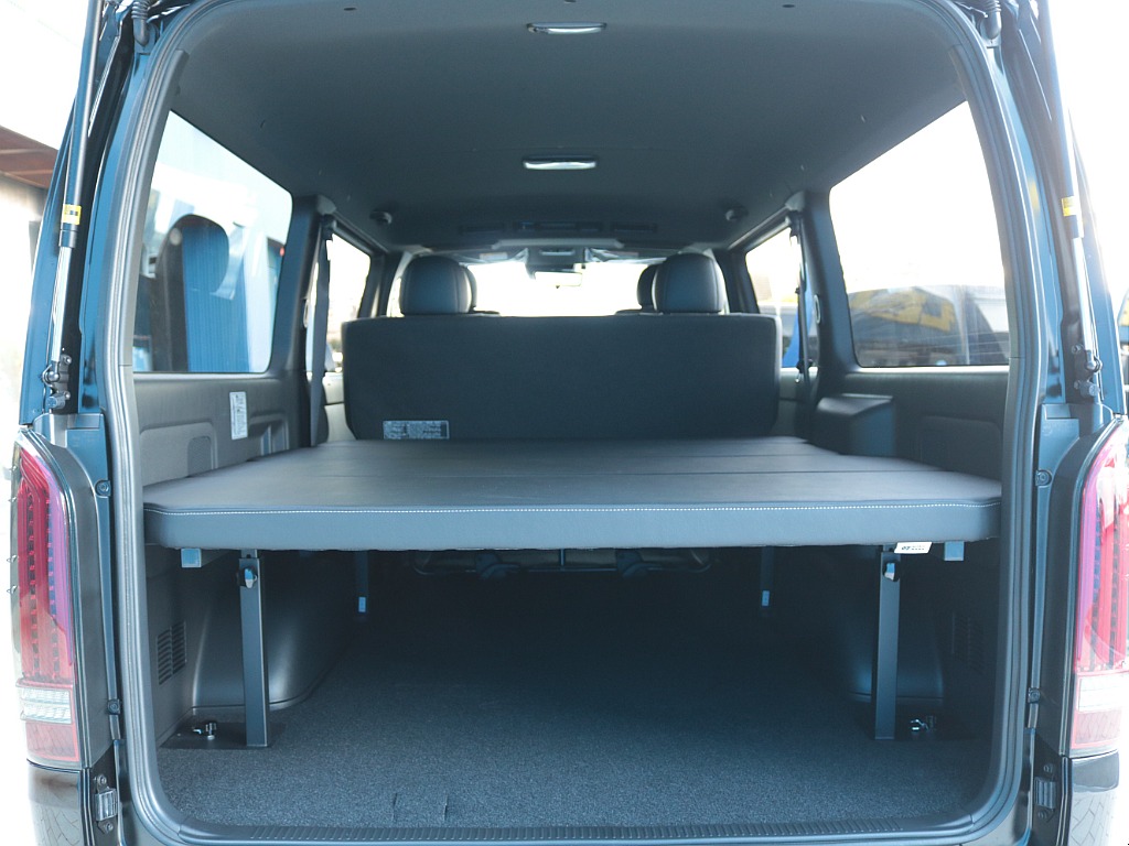 高さ調整が可能なＦＬＥＸオリジナルベッドキット付き！ベッドキット下にもたくさん収納が可能です！