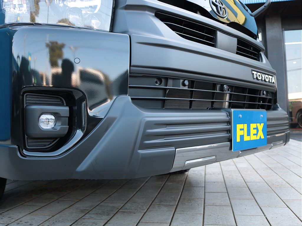 ワイルドなスタイルに仕上がるフレックスT-Force(ティーフォース)フロントスポイラーを装着しました！