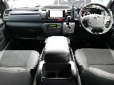 令和５年式　ハイエースＶ　スーパーＧＬ　特別仕様車「ダークプライムⅡ」　２０００ｃｃ　ガソリン　２ＷＤ　スライドドア小窓付き　ＴＳＳレス　走行１８,９５０km