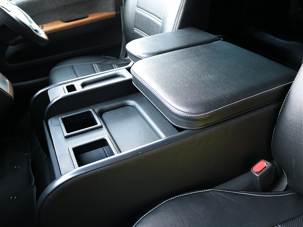 大人気のＦＬＥＸセンターコンソール付き♪♪