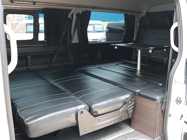 フルフラットモード！広々とした空間で大人でも楽に横になれます♪