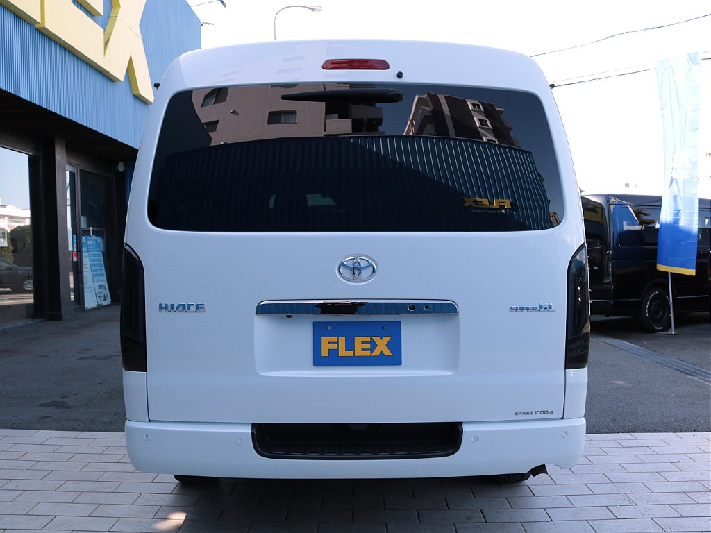 現車在庫中につき早めのご納車も可能です！お気軽に熊本店までお問い合わせ下さい！ＴＥＬ０９６－３８６－６０３９まで！ハイエース探しは在庫豊富なＦＬＥＸマデ！