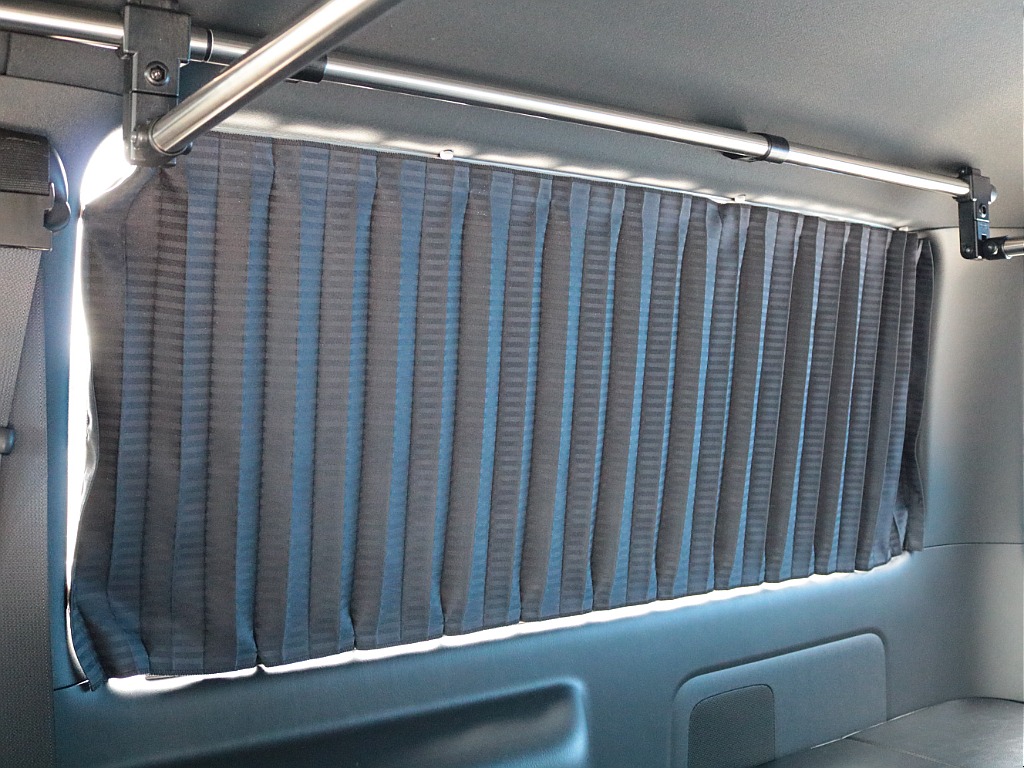 ＦＬＥＸリア全面カーテン付きです！